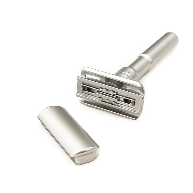 Razor with Protective Case and Stand