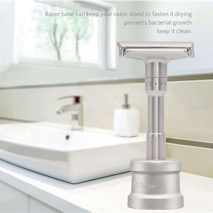 Razor with Protective Case and Stand