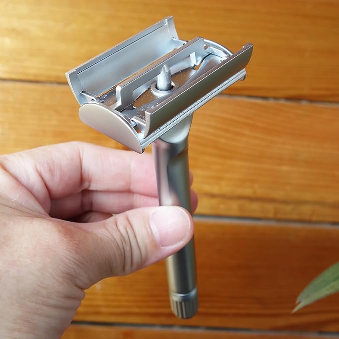 Matt Nickel Razor