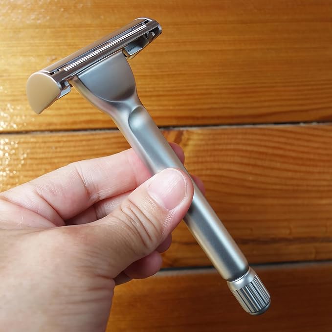 Matt Nickel Razor