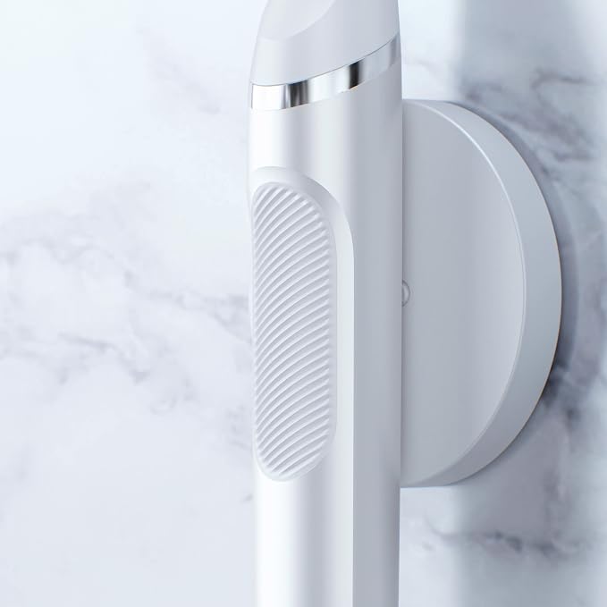 Chrome/White